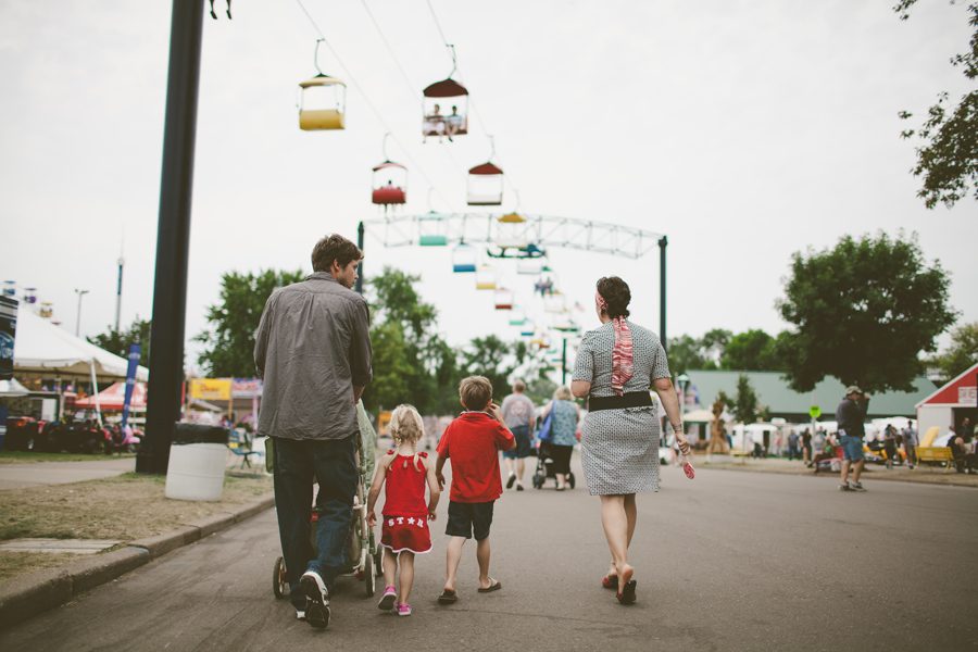 family at the fair great Minnesota get together Natalie Champa Jennings photography