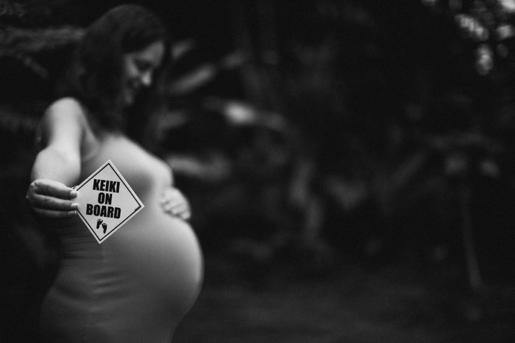keiki-on-board-sticker-hilo-maternity-photographer
